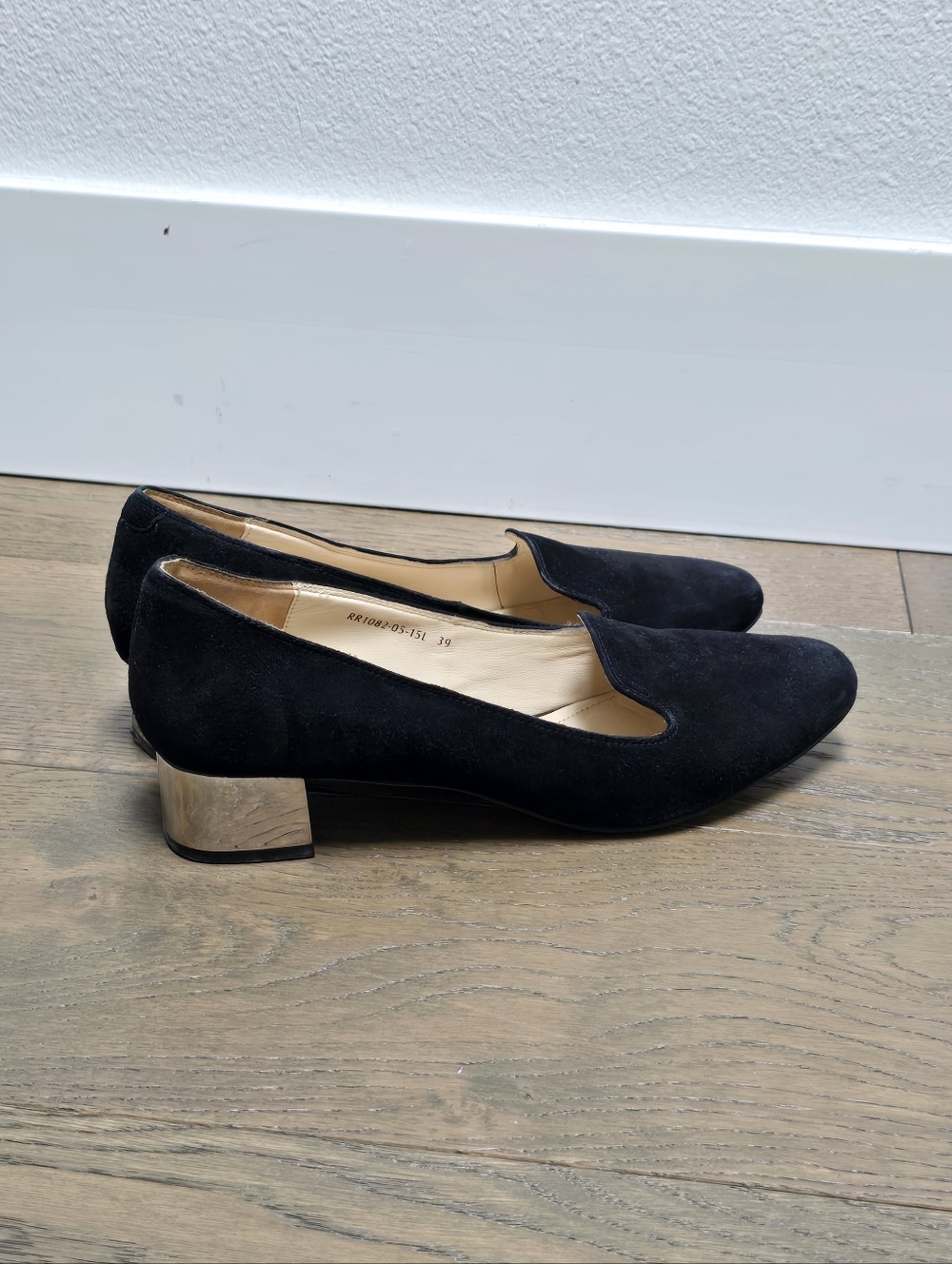 Ria Rosa Italy Handmade Suede Leather Gold Metallic Block Heel Loafer in Black